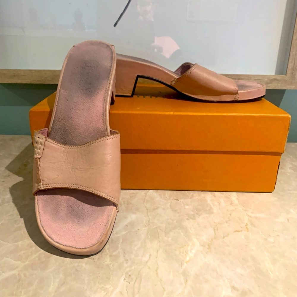 Leather open toe